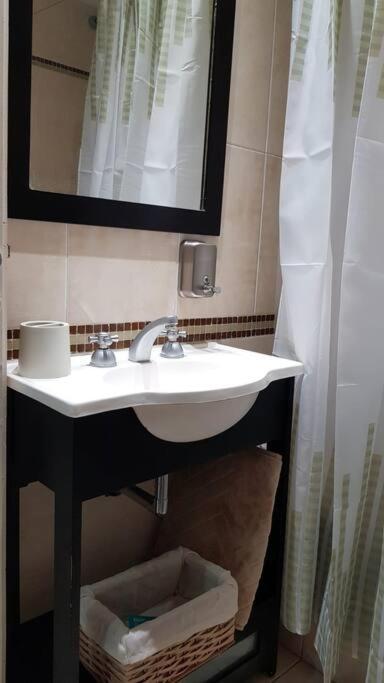 Gurruchaga Suites Free Parking Movistar Outlet บัวโนสไอเรส ภายนอก รูปภาพ